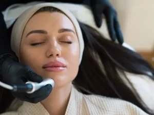 Hydra Facial