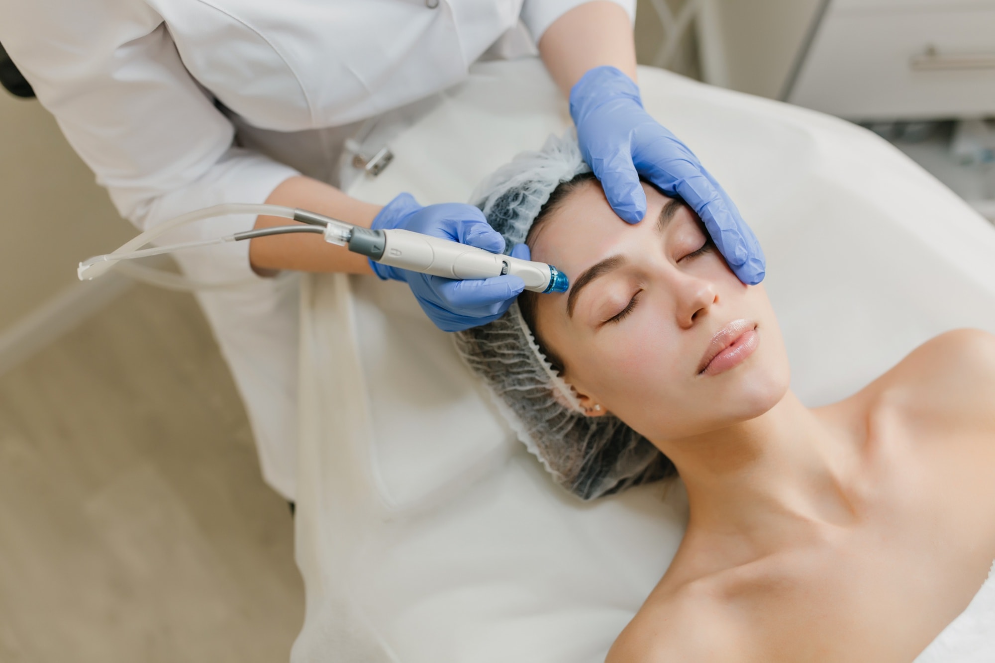 light therapy facial