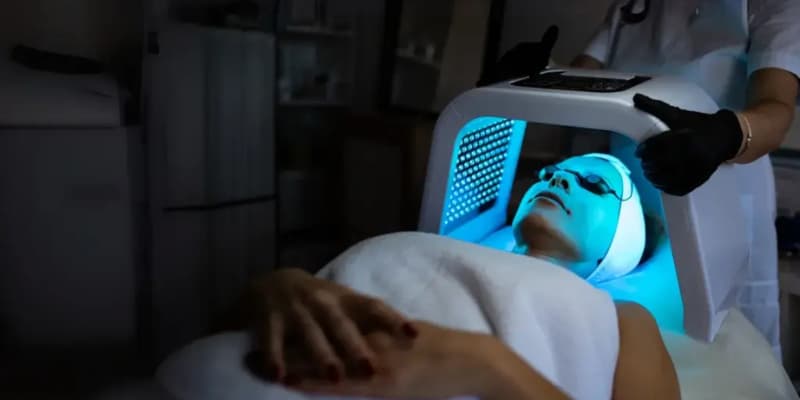 Facial Etobicoke 7 JCHBJDFNBJ