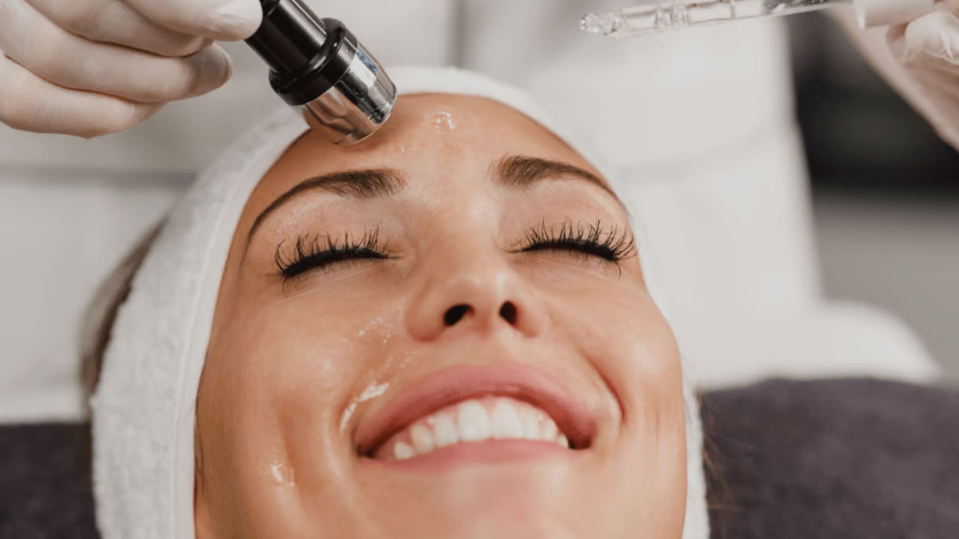 Hydrafacial treatment